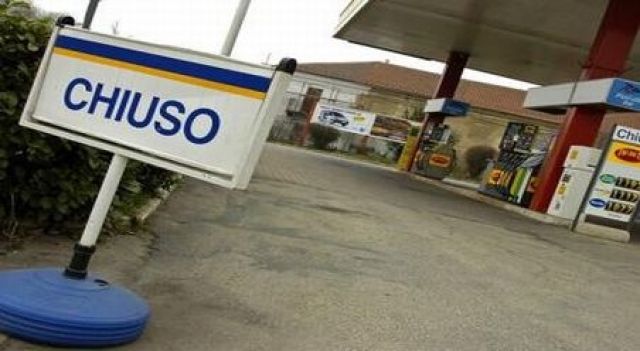 Dai tassisti agli avvocati: le proteste contro le liberalizzazioni dilagano.